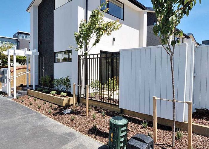  at 1/269 Barbadoes Street, Christchurch Central, Christchurch