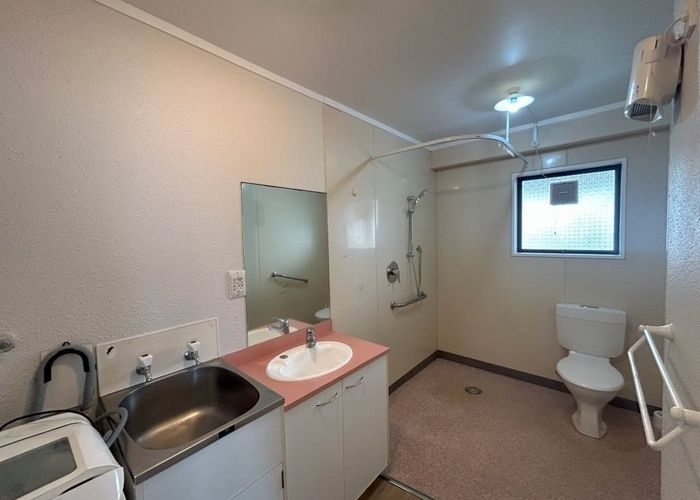  at 520B Papamoa Beach Road, Papamoa Beach, Tauranga, Bay Of Plenty