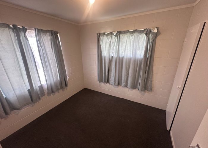  at 1/84 Kenderdine Road, Papatoetoe, Manukau City, Auckland