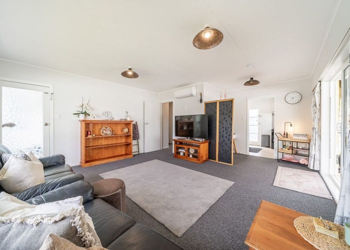  at 8B Barraud Street, Avalon, Lower Hutt, Wellington