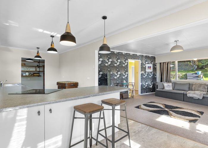  at 3 Thames Street, Welbourn, New Plymouth, Taranaki