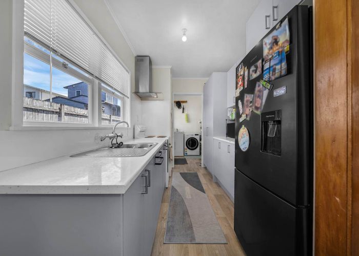  at 25 Levesque Street, Birkdale, North Shore City, Auckland