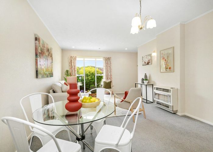  at 2/18 Nikau Grove, Woburn, Lower Hutt