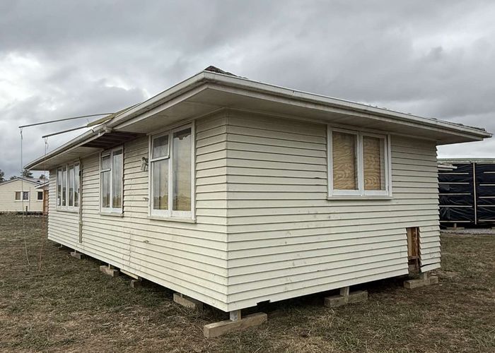  at Mangere East, Manukau City, Auckland
