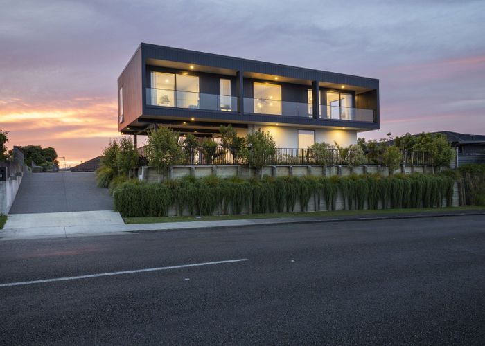  at 8 Kowhai Street, Strandon, New Plymouth, Taranaki