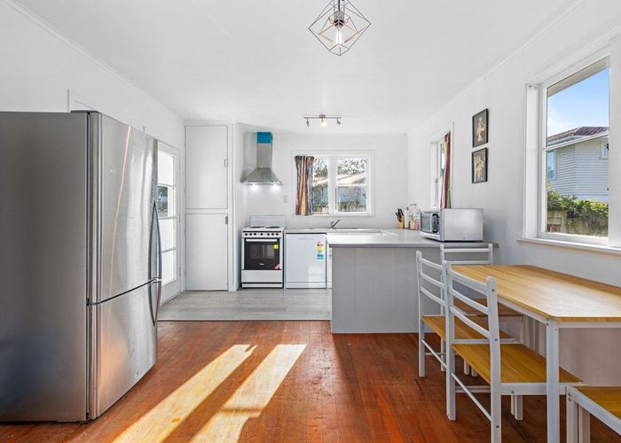  at 210 Archers Road, Glenfield, North Shore City, Auckland