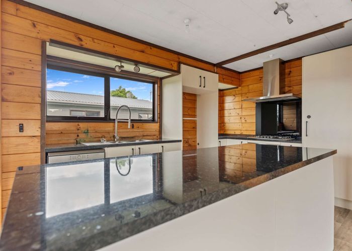  at 169 Windermere Drive, Poike, Tauranga