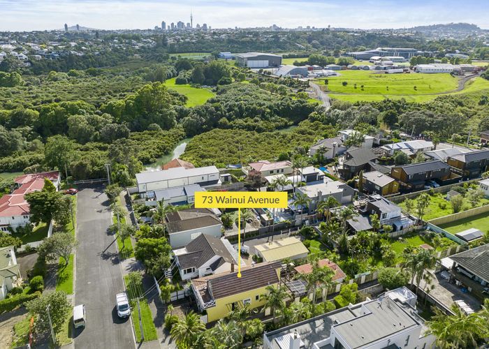  at 73 Wainui Avenue, Point Chevalier, Auckland