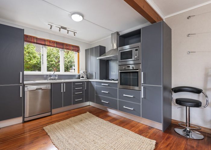  at 5 Featherston Street, Takaro, Palmerston North