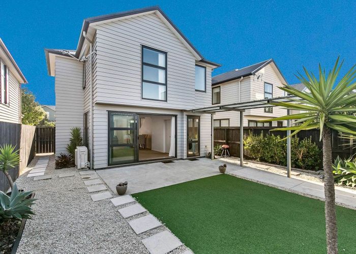  at 12 Mohua Avenue, Takanini, Auckland