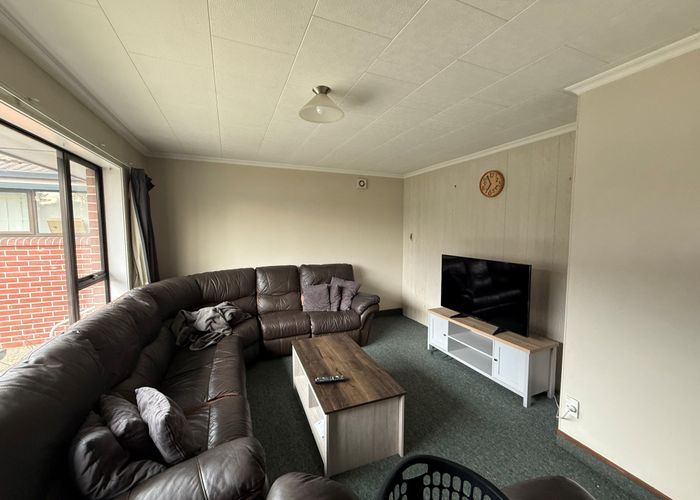  at 8 Appleby Crescent, Burnside, Christchurch City, Canterbury