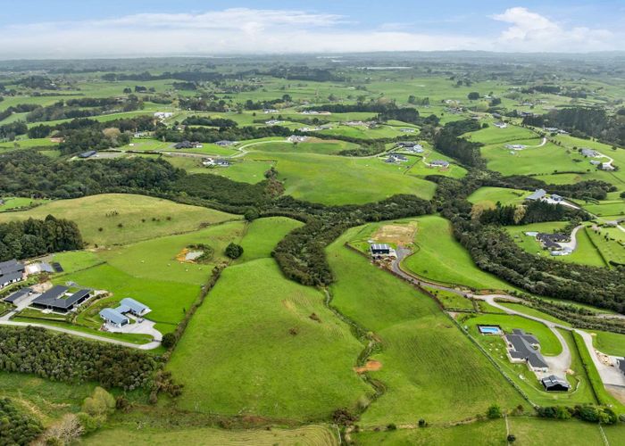  at 8 Suzanna Lane, Ramarama, Franklin, Auckland