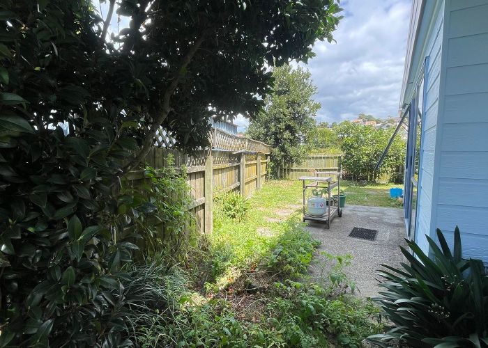  at 1/14 Knott Road, Stanmore Bay, Rodney, Auckland