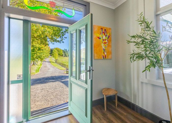  at 1818 Dartmoor Road, Dartmoor, Napier