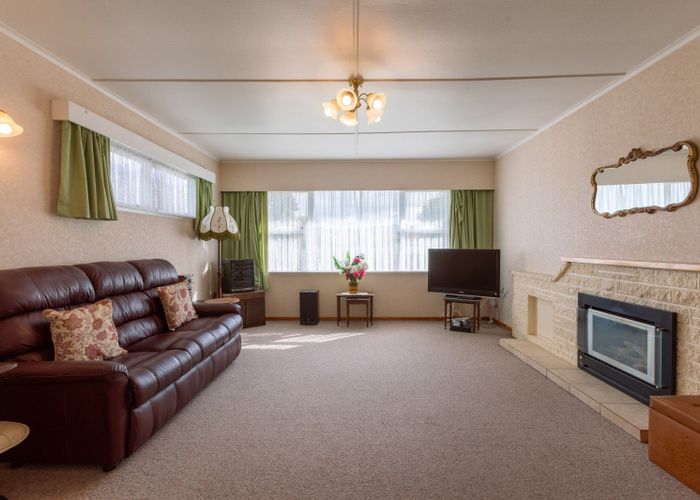  at 76 Guy Street, Dannevirke