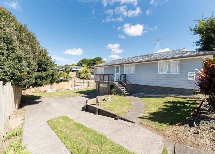  at 2/21 Lancaster Road, Beach Haven, North Shore City, Auckland