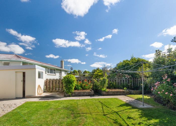  at 2 Glendale Crescent, Holmes Hill, Oamaru