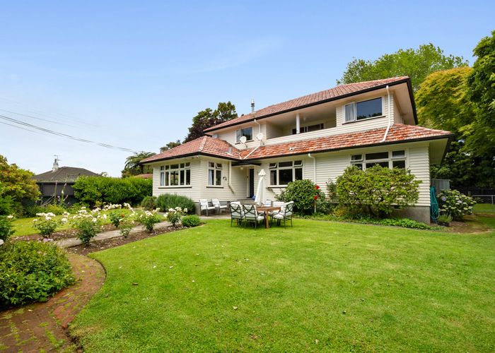  at 14 Woodleigh Street, Frankleigh Park, New Plymouth