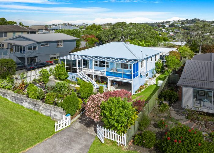  at 7 Joydon Place, Stanmore Bay, Whangaparaoa