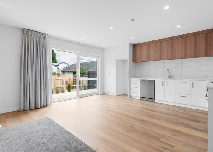  at 1347C Victoria Street, Beerescourt, Hamilton