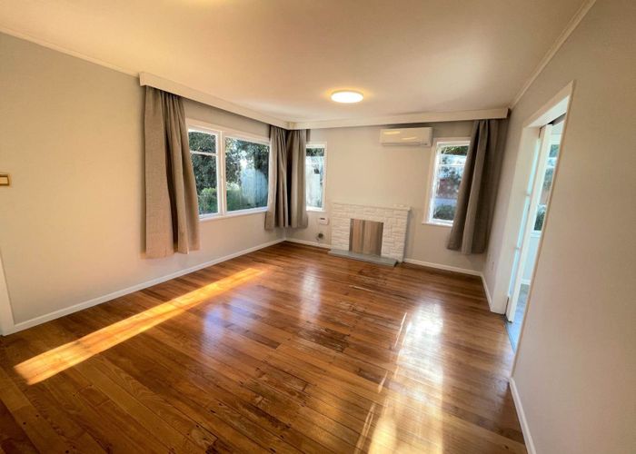  at 16 Tindall Crescent, Otara, Auckland