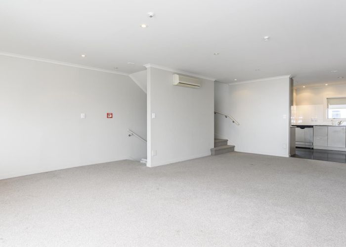  at 2/30 Augustus Terrace, Parnell, Auckland