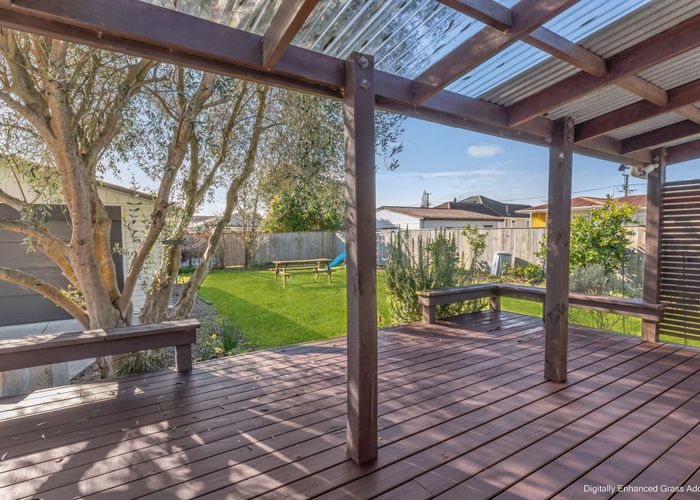  at 4 Dudley Street, Levin, Levin