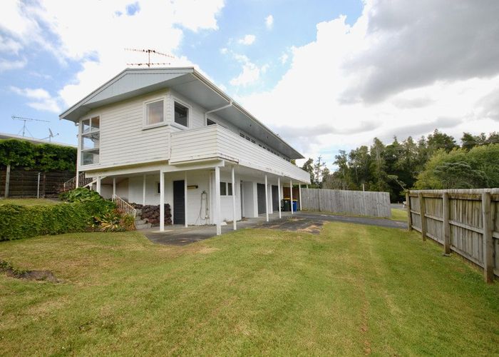  at 1 Lenihan Street, Northcote, Auckland