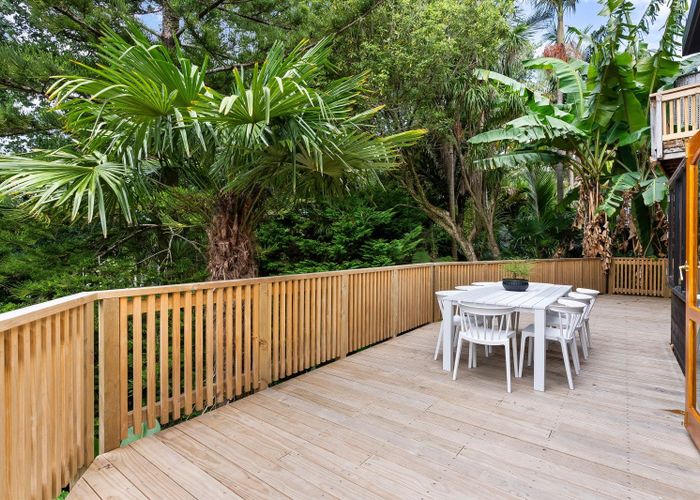  at 2/39 St Georges Bay Road, Parnell, Auckland City, Auckland