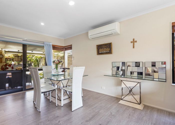  at 32 Croftview Road, Wattle Downs, Auckland