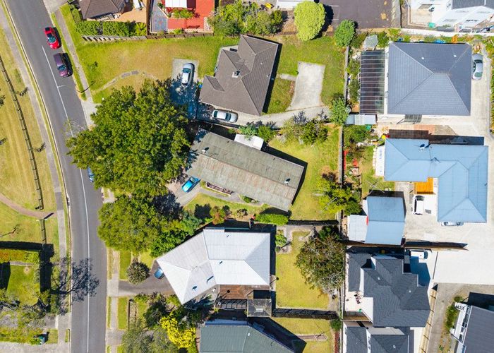  at 27 Rangitiki Crescent, Lynfield, Auckland