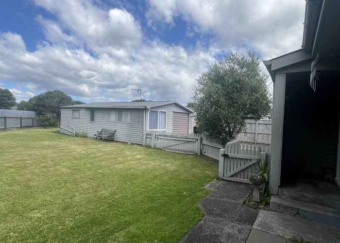  at 6 Radnor Place, Highbury, Palmerston North, Manawatu / Whanganui