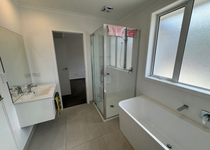  at 30B Pakanga Grove, Pyes Pa, Tauranga