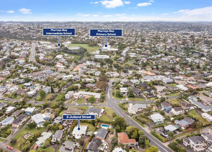  at 3 Jutland Street, Mairangi Bay, Auckland