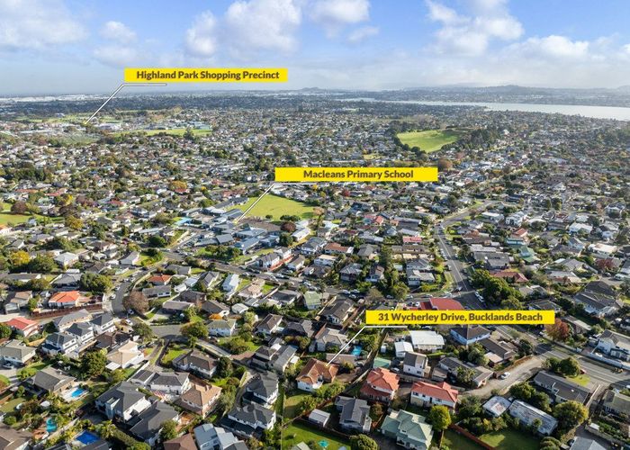  at 31 Wycherley Drive, Bucklands Beach, Manukau City, Auckland