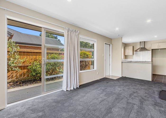  at 5/286 Pages Road, Wainoni, Christchurch City, Canterbury