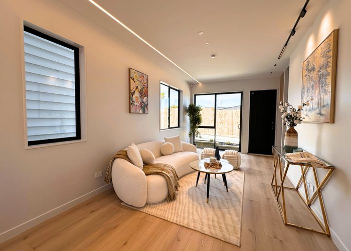  at 2/59 Howe Street, Howick, Manukau City, Auckland
