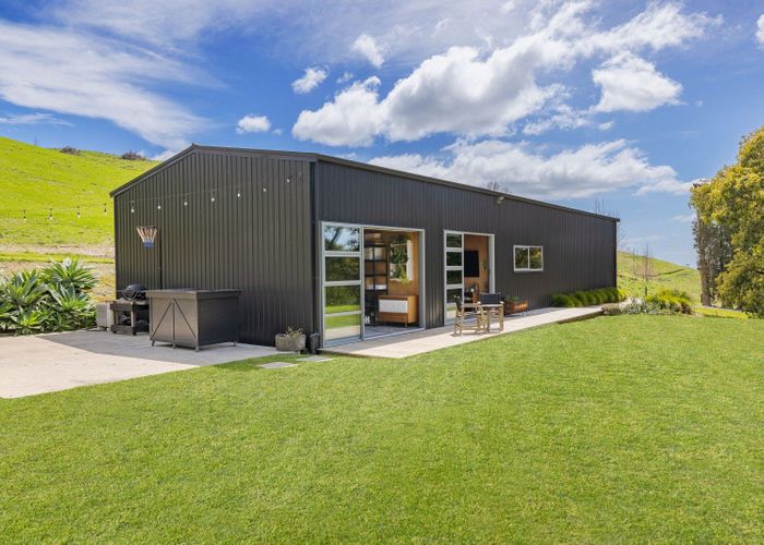  at 220F Waikite Road, Welcome Bay, Tauranga, Bay Of Plenty