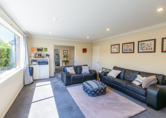  at 39A Winters Road, Redwood, Christchurch