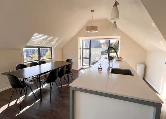  at 5 Luxton Place, Mount Pleasant, Christchurch City, Canterbury