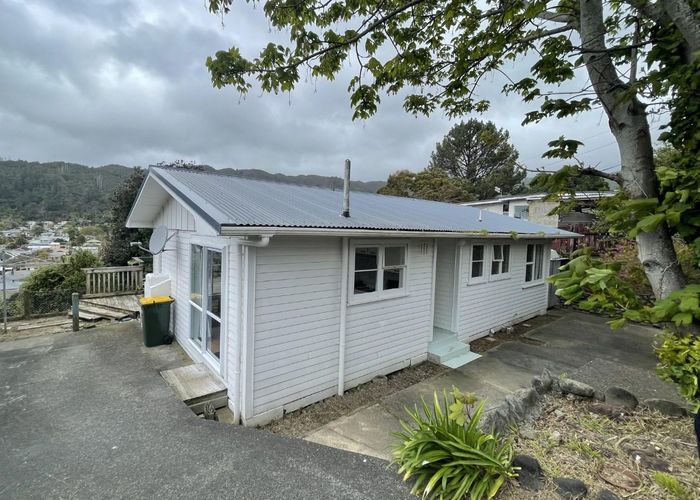  at 17 Amundsen Grove, Stokes Valley, Lower Hutt, Wellington