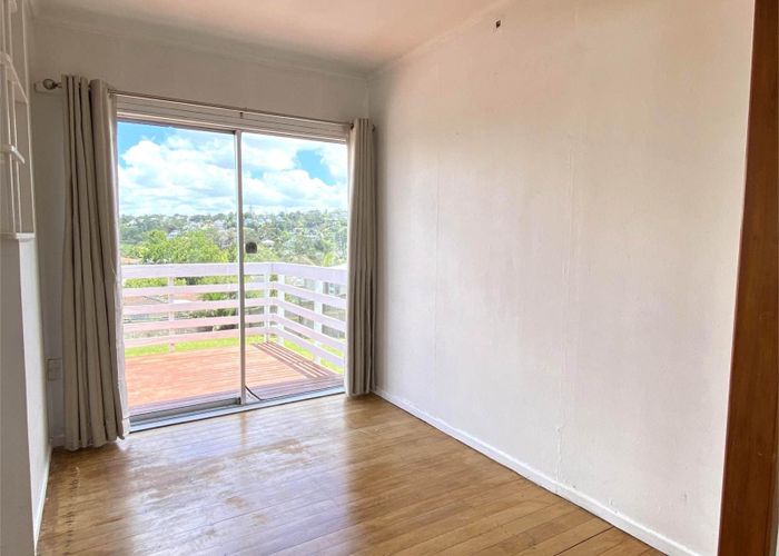  at 14 Sunnyfield Crescent, Glenfield, North Shore City, Auckland
