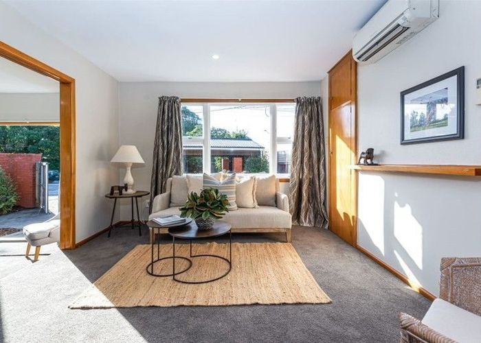  at 1/236 Grahams Road, Burnside, Christchurch