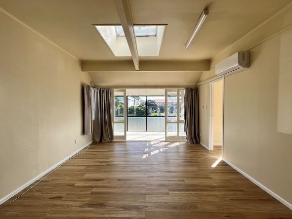  at 52 Somerset Road, Mount Roskill, Auckland City, Auckland