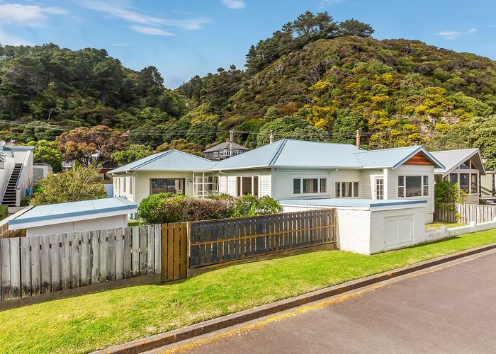  at 454 Muritai Road, Eastbourne, Lower Hutt
