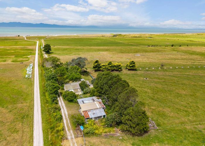  at 453 East Coast Road, Kaiaua, Franklin, Auckland