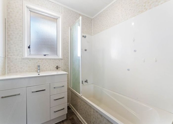  at 111A Farquhar Road, Glendene, Waitakere City, Auckland