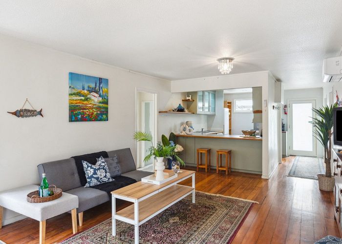  at 37 The Esplanade, Raumati South, Paraparaumu
