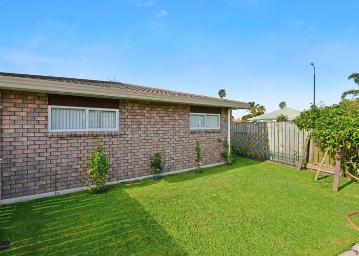  at 100C LAKESIDE DR, Orewa, Auckland 
