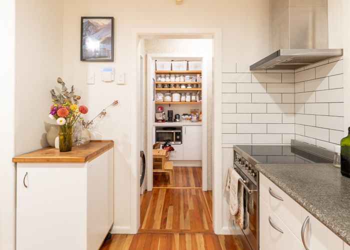  at 7 Nicholson Street, Mayfair, Hastings